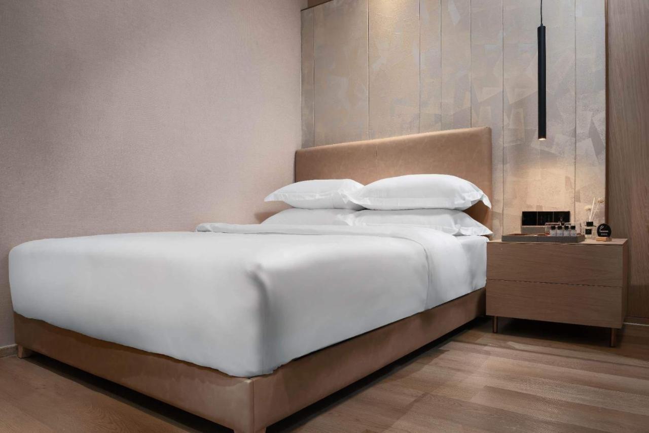 Sf Hotel Penthouse Residences Phnom Penh Zewnętrze zdjęcie