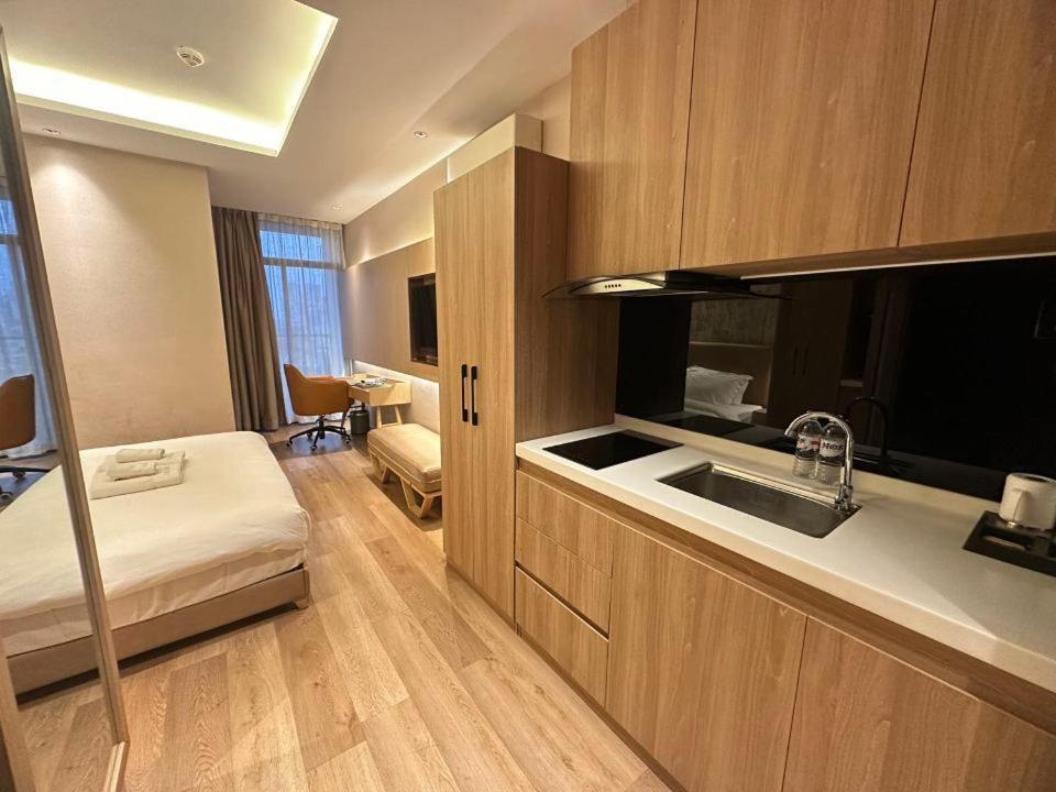 Sf Hotel Penthouse Residences Phnom Penh Zewnętrze zdjęcie