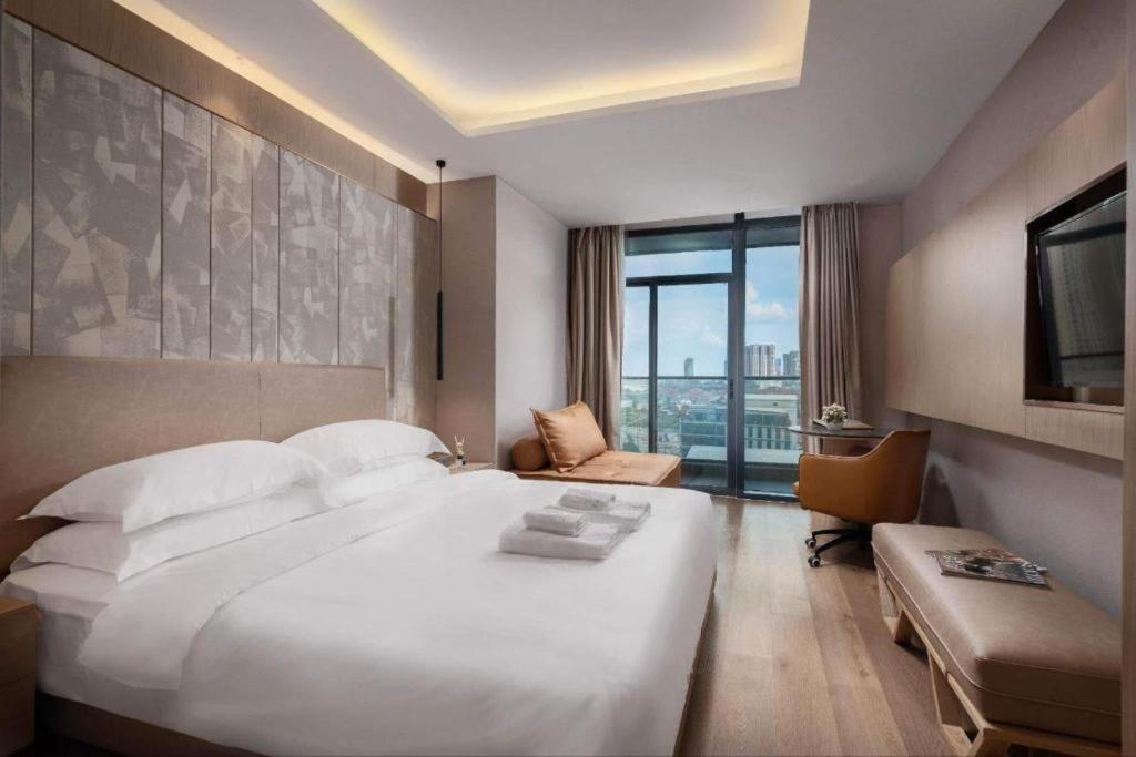 Sf Hotel Penthouse Residences Phnom Penh Zewnętrze zdjęcie